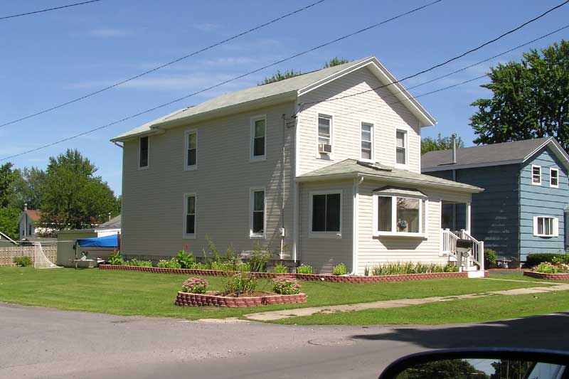 16 River Road